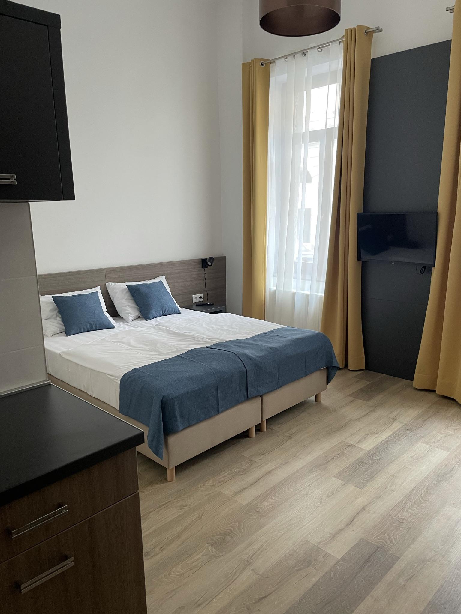 Res City Residence Hotel Будапеща Екстериор снимка