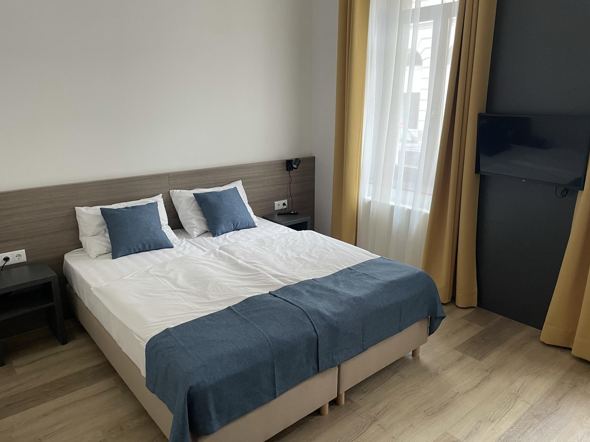 Res City Residence Hotel Будапеща Екстериор снимка