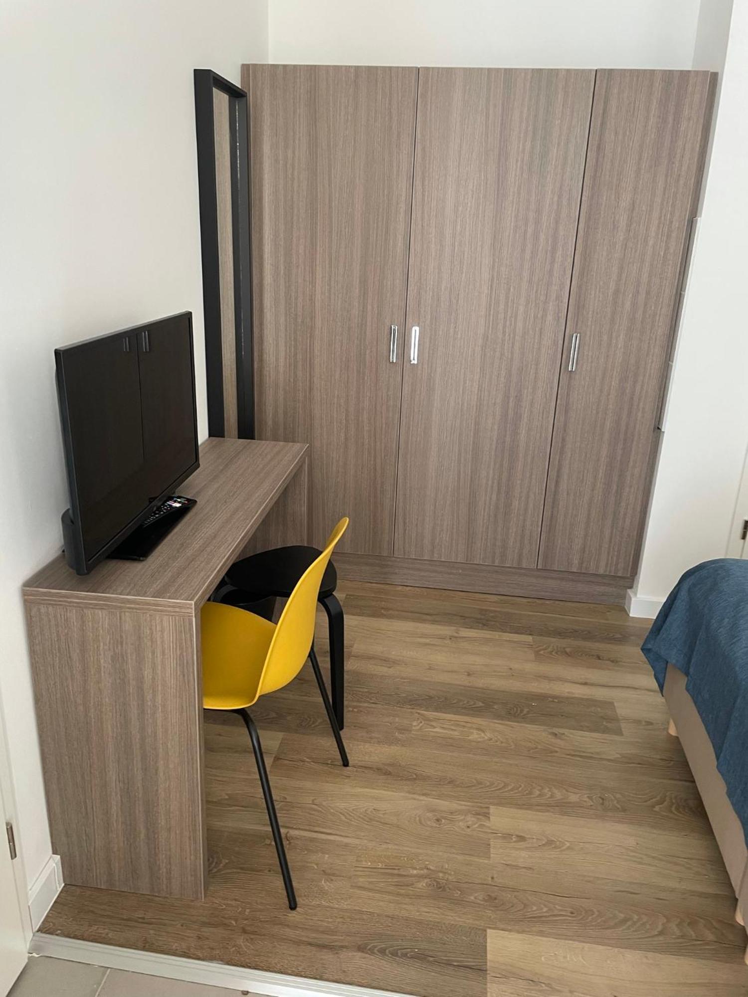 Res City Residence Hotel Будапеща Екстериор снимка